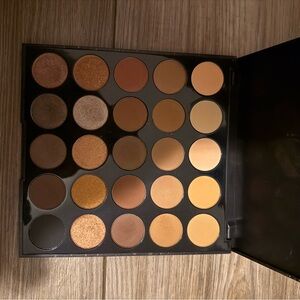 Morphe Neutral Eyeshadow Palette